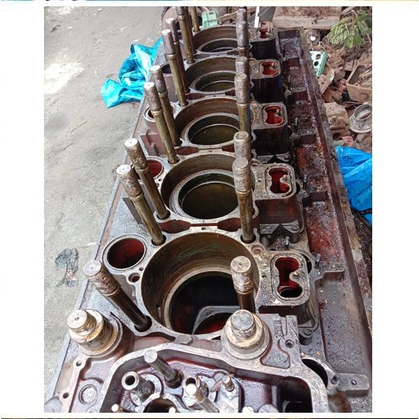 CYLINDER HEAD BLOCK